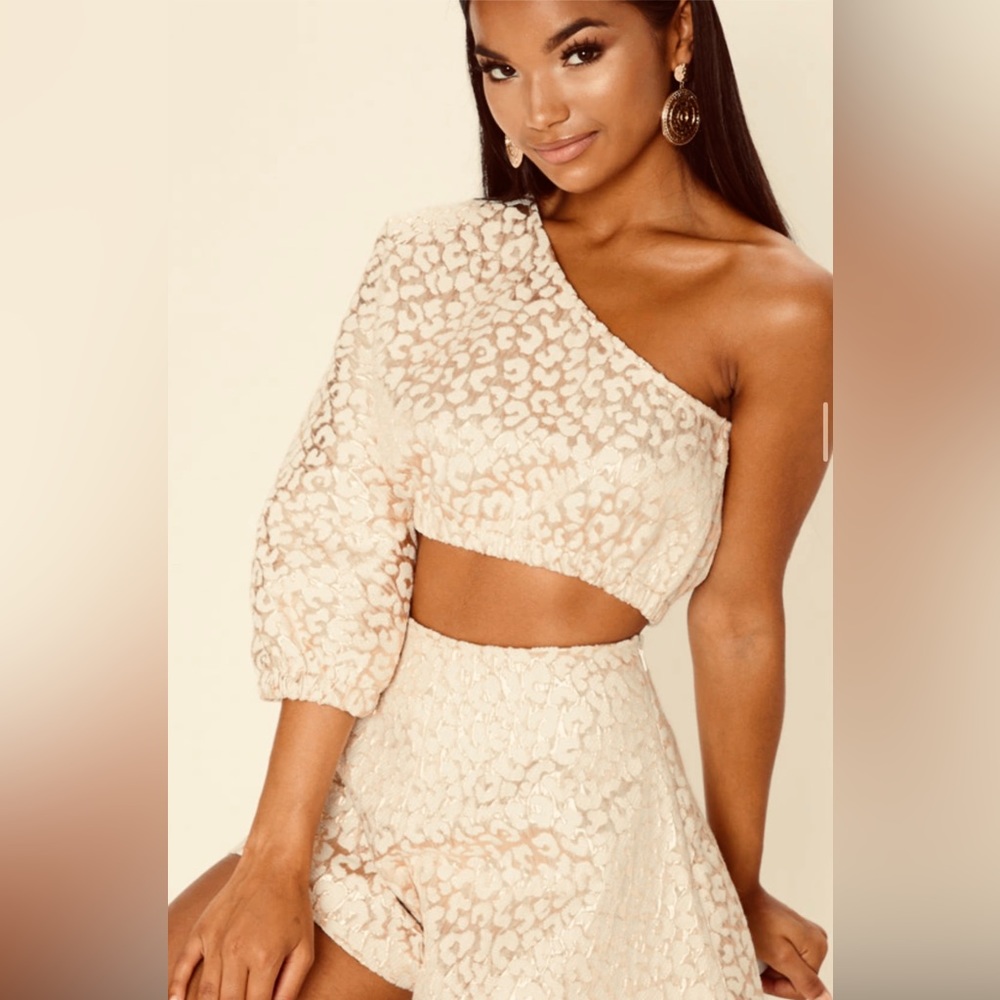 NWT One Shoulder Crop Top - from Pretty Little Thing.  Gold Foil Print